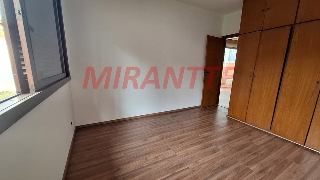 Sobrado de 332m² com 4 quartos em Jardim São Bento