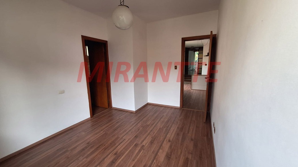 Sobrado de 332m² com 4 quartos em Jardim São Bento
