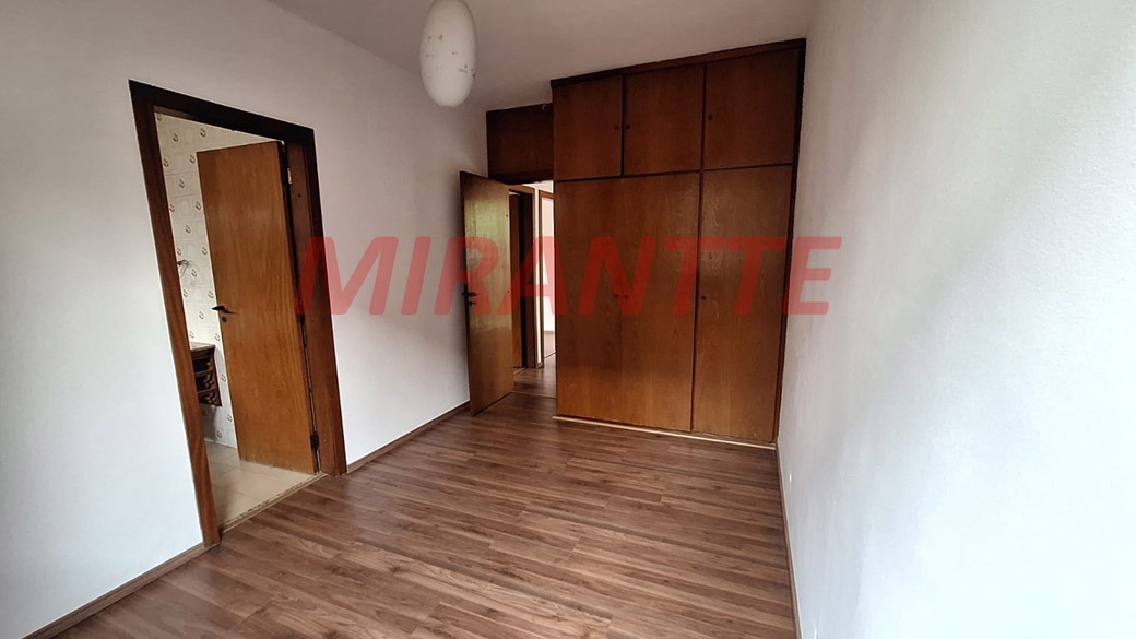 Sobrado de 332m² com 4 quartos em Jardim São Bento