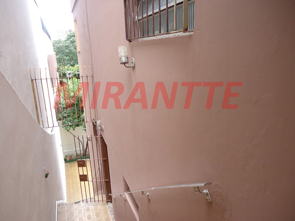 Sobrado de 227m² com 3 quartos em Santana