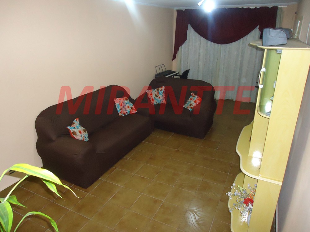 Sobrado de 227m² com 3 quartos em Santana