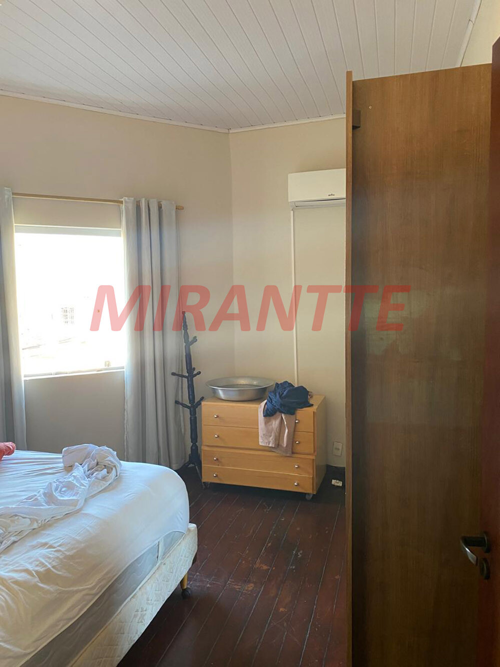 Sobrado de 149m² com 4 quartos em Santana