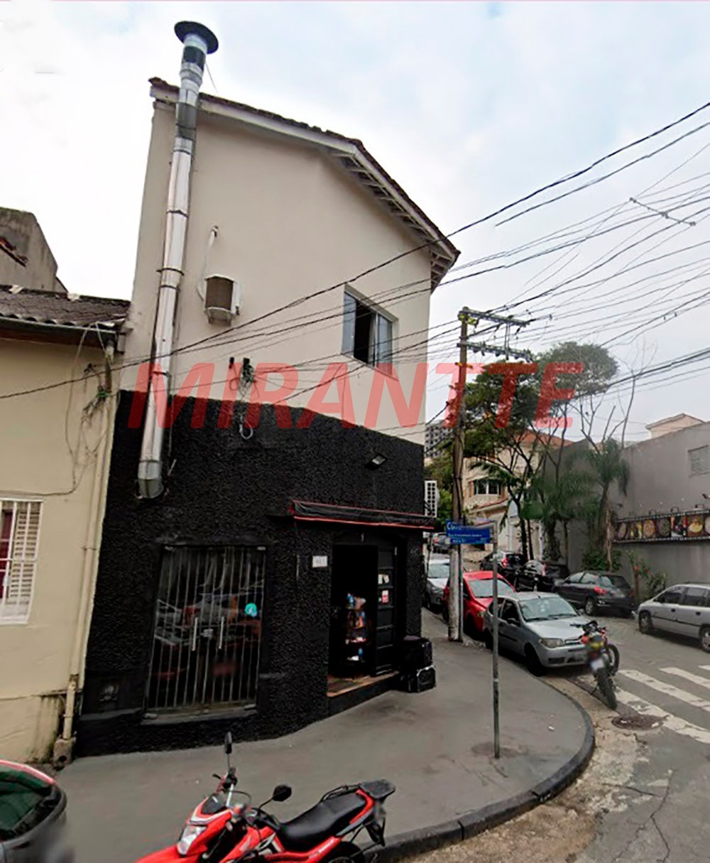 Sobrado de 149m² com 4 quartos em Santana