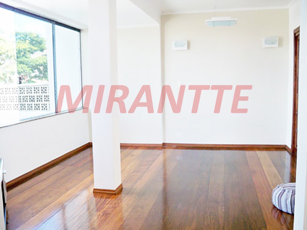 Sobrado de 477m² com 3 quartos em Jardim Kherlakian