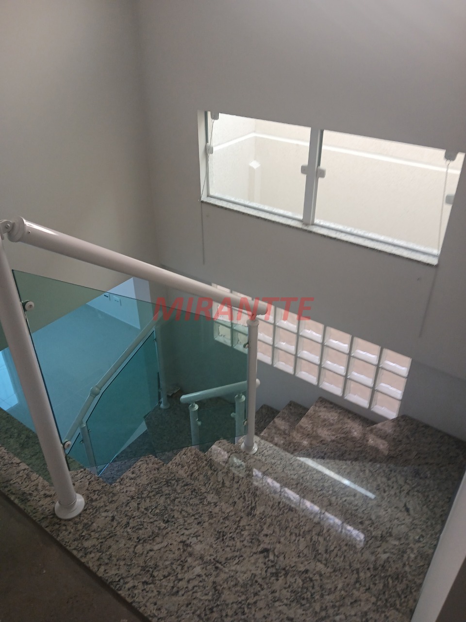 Sobrado de 160m² com 3 quartos em Santana
