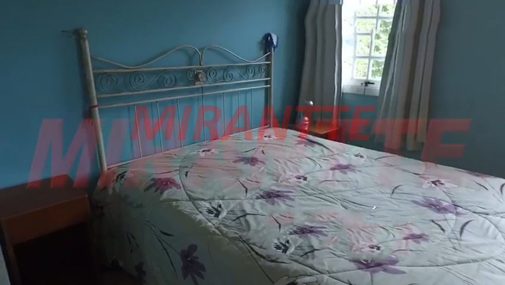 Cond. fechado de 171m² com 4 quartos em Jardim Itatinga