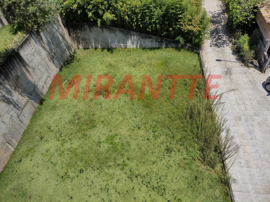 ChÁcara de 1000m² com 8 quartos em Furnas