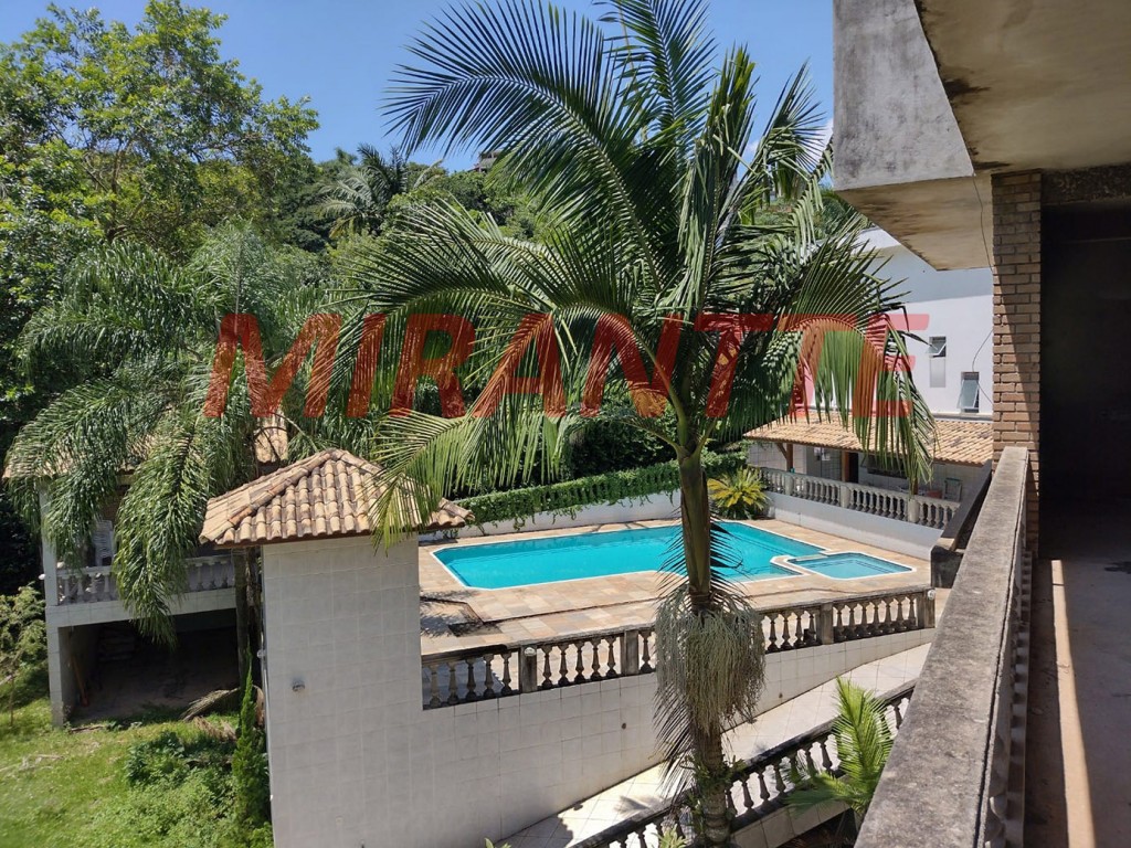 ChÁcara de 1000m² com 8 quartos em Furnas