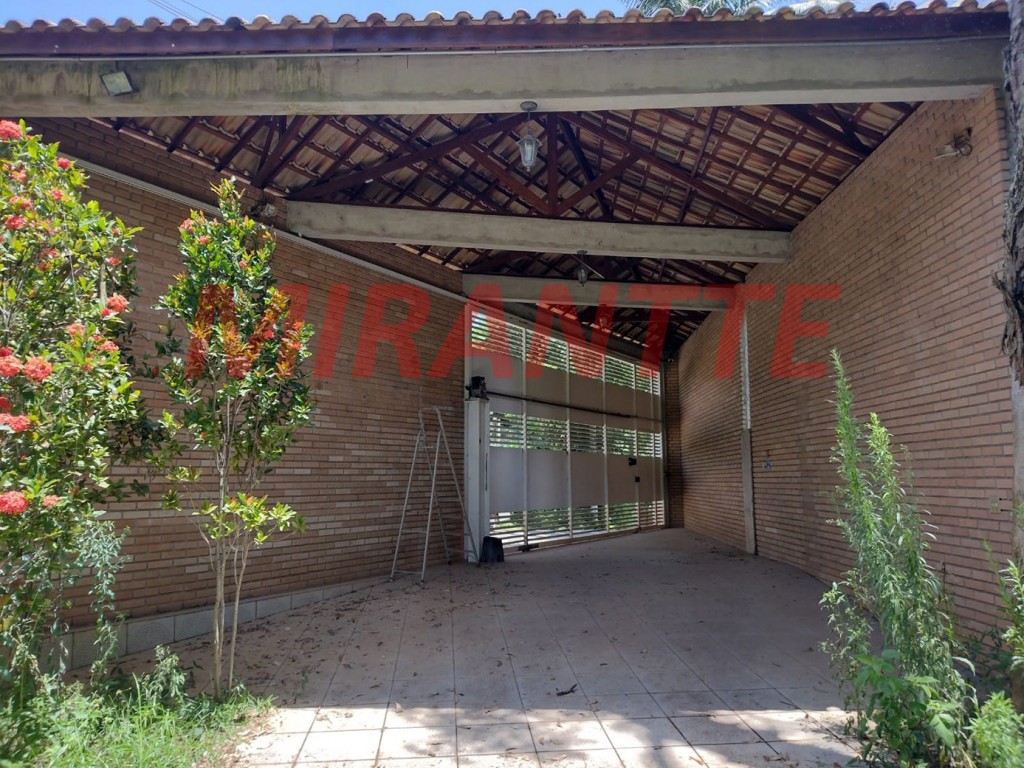 ChÁcara de 1000m² com 8 quartos em Furnas