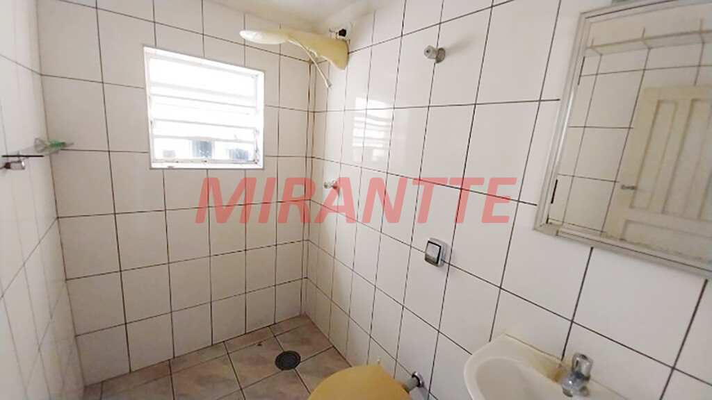 Sobrado com 3 quartos em Vila Nova Mazzei