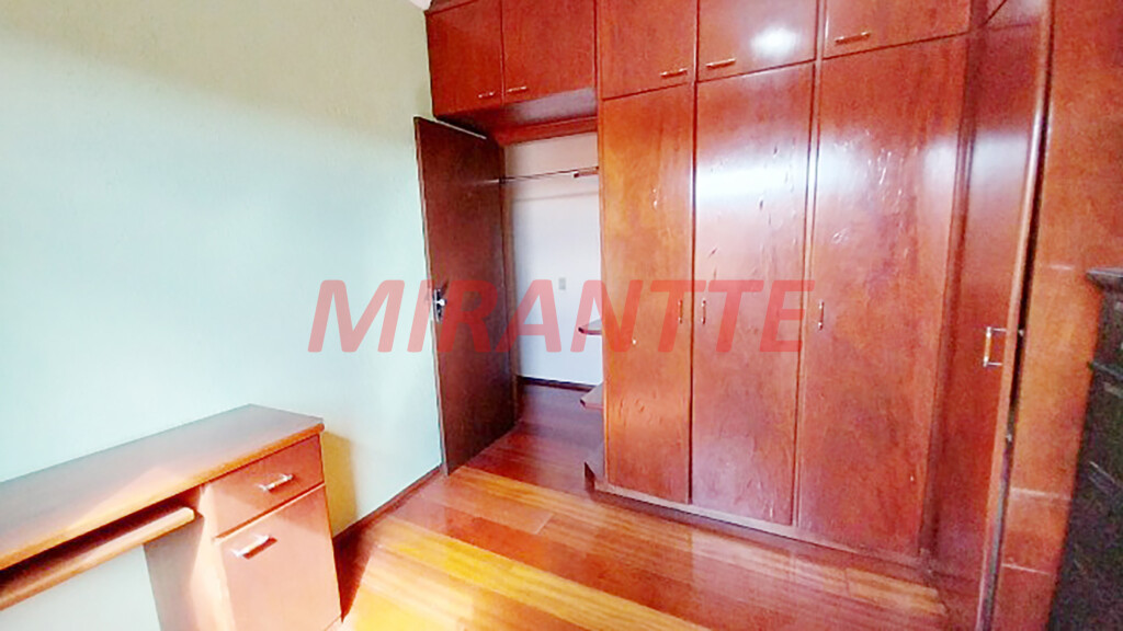 Sobrado com 3 quartos em Vila Nova Mazzei