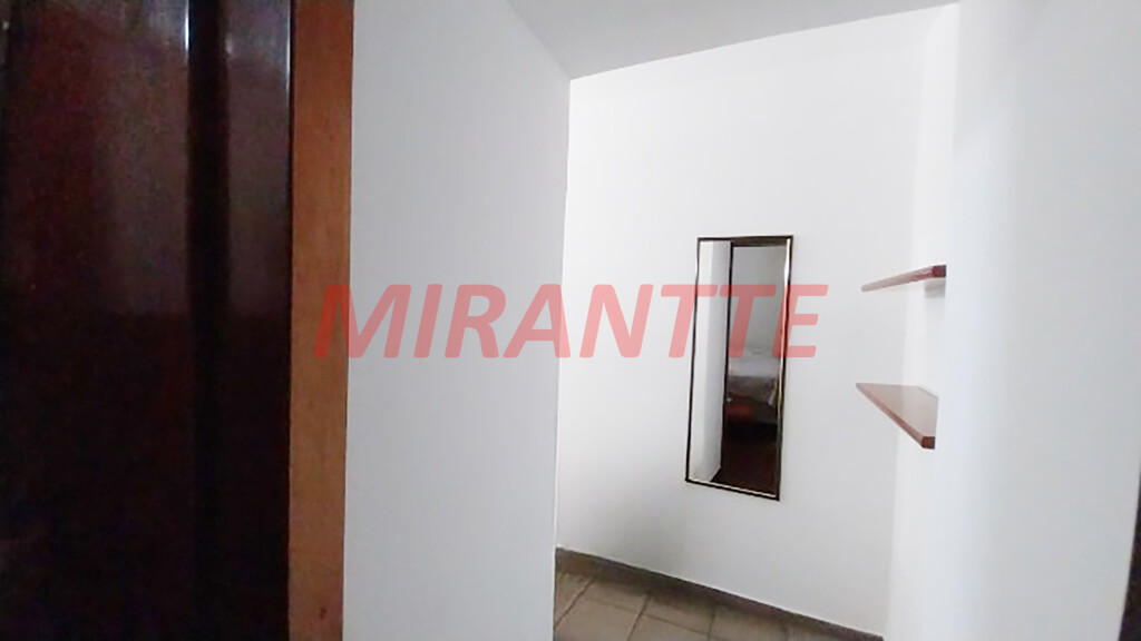 Sobrado com 3 quartos em Vila Nova Mazzei