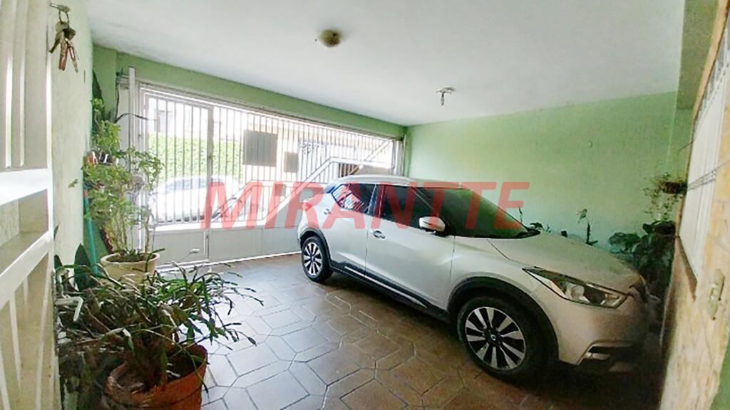 Sobrado com 3 quartos em Vila Nova Mazzei