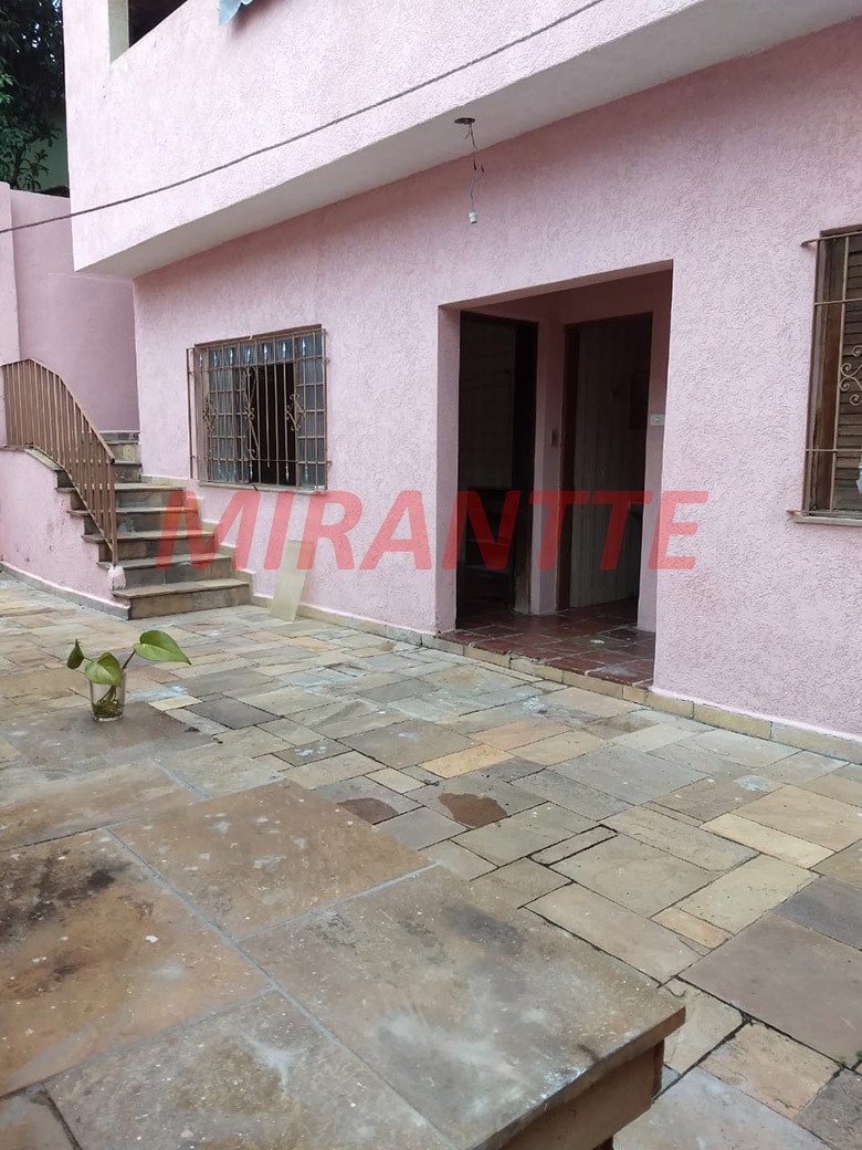 Casa terrea de 203m² com 4 quartos em Água Fria