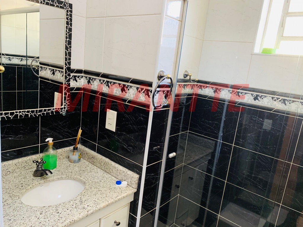 Sobrado de 277m² com 4 quartos em Jardim Kherlakian