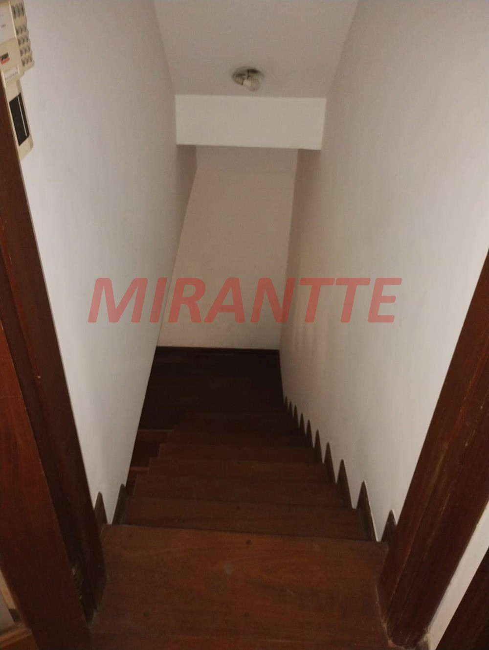 Sobrado de 200m² com 4 quartos em Tremembe