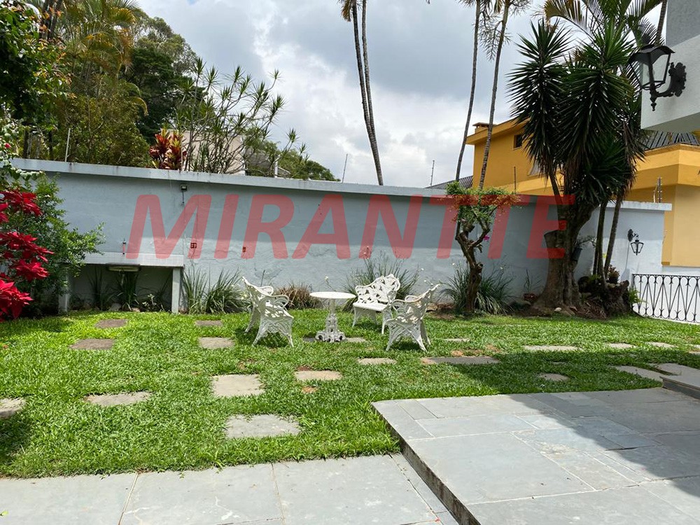 Sobrado de 500m² com 5 quartos em Jardim Bibi