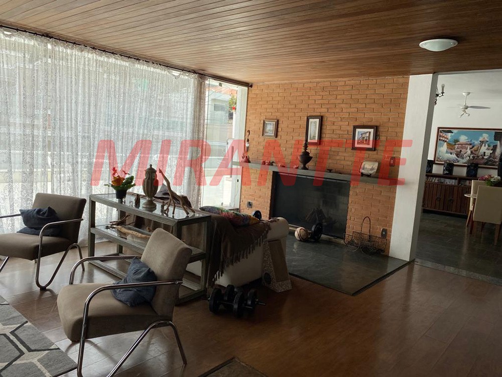 Sobrado de 500m² com 5 quartos em Jardim Bibi