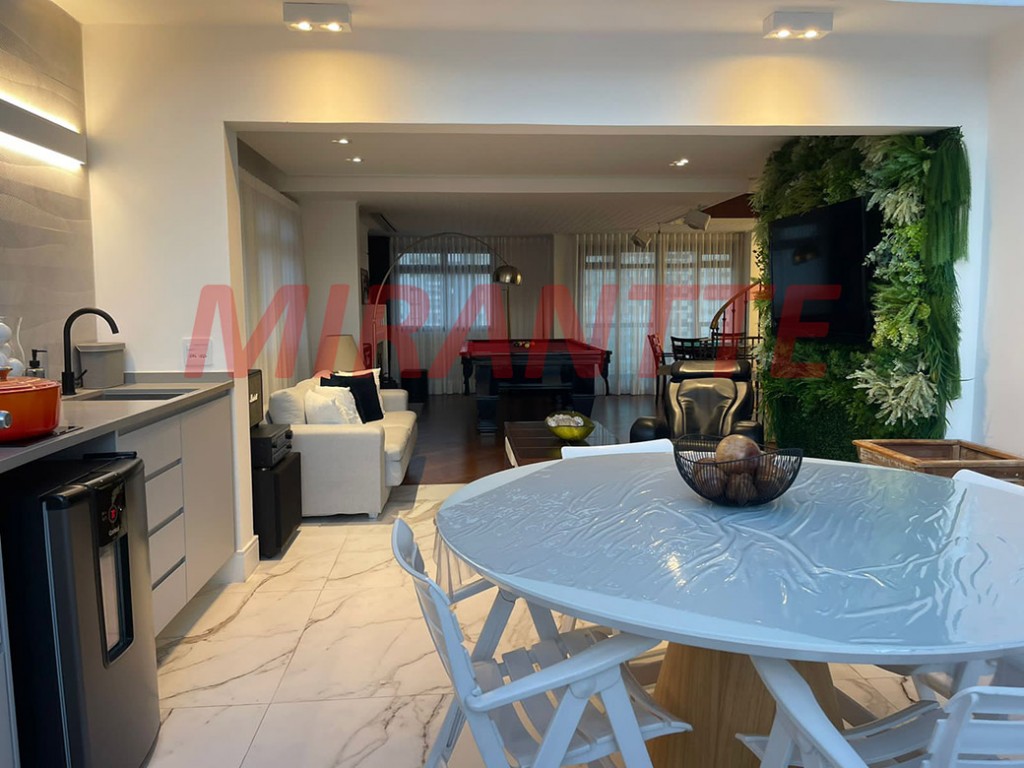 Cobertura de 284m² com 3 quartos em Santana