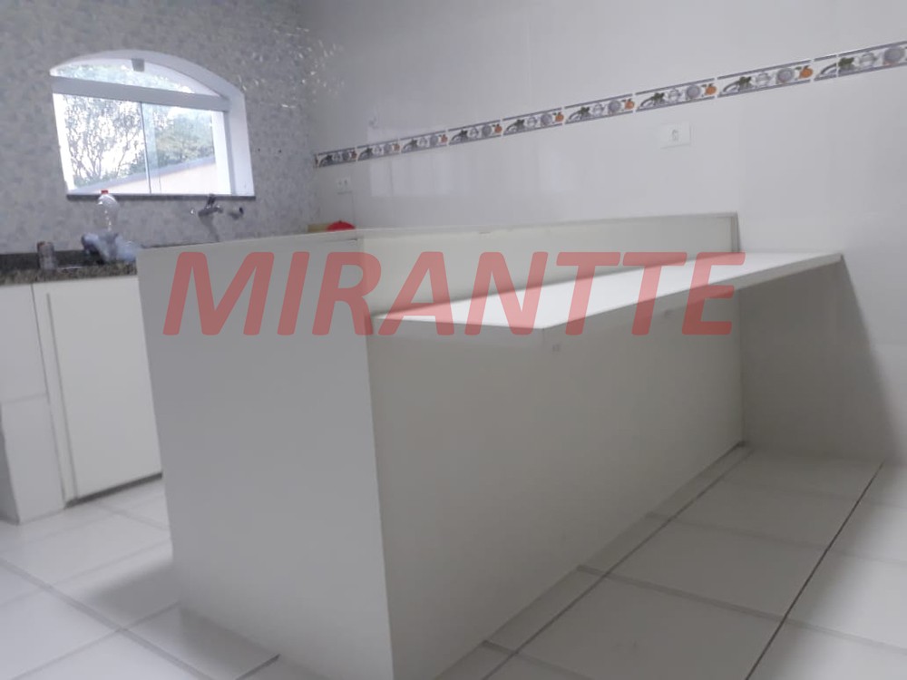 Casa terrea de 380m² com 5 quartos em Água Fria