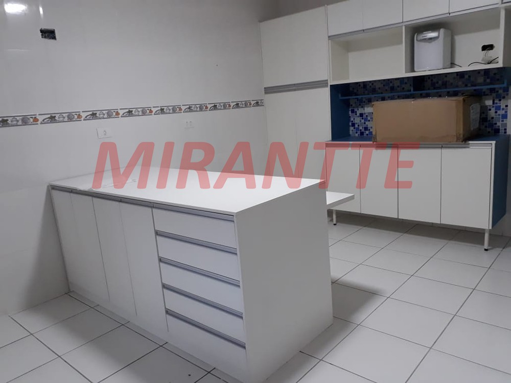 Casa terrea de 380m² com 5 quartos em Água Fria