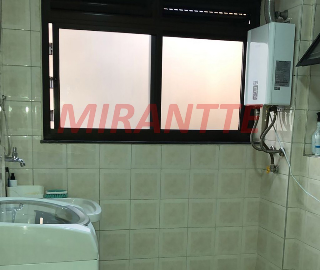 Apartamento com 3 quartos em Santana