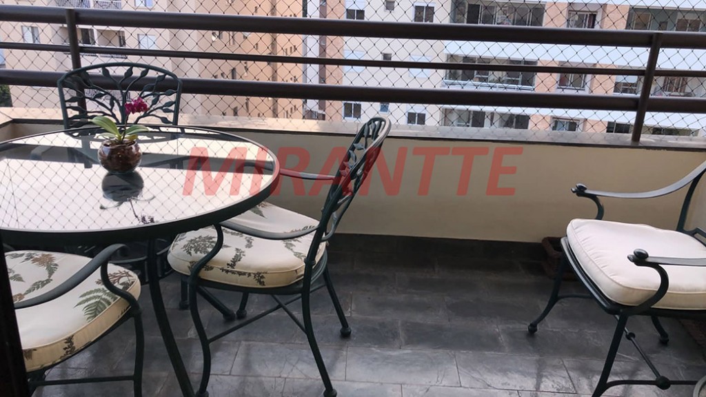 Apartamento com 3 quartos em Santana