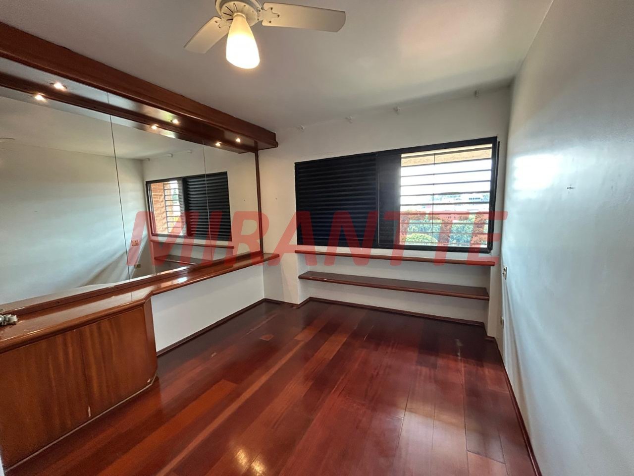 Casa terrea de 318m² com 5 quartos em Jardim França