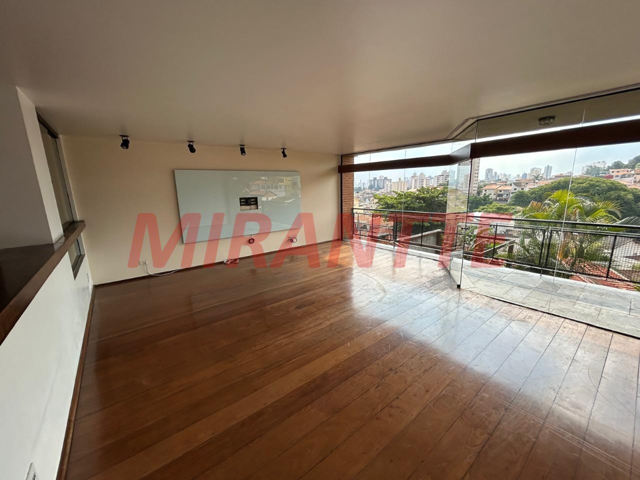 Casa terrea de 318m² com 5 quartos em Jardim França
