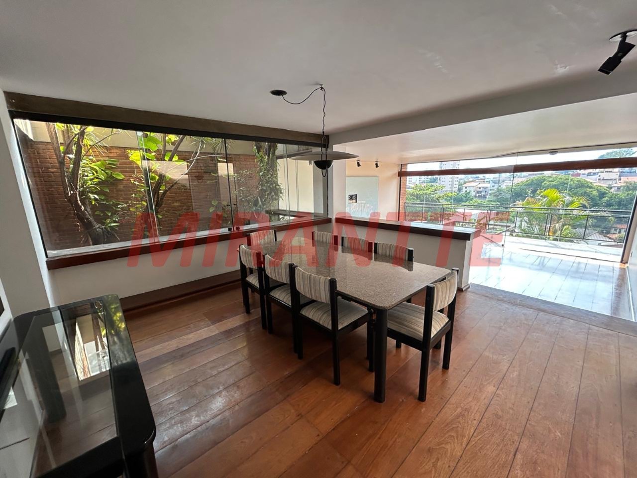 Casa terrea de 318m² com 5 quartos em Jardim França