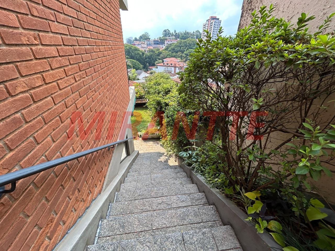 Casa terrea de 318m² com 5 quartos em Jardim França