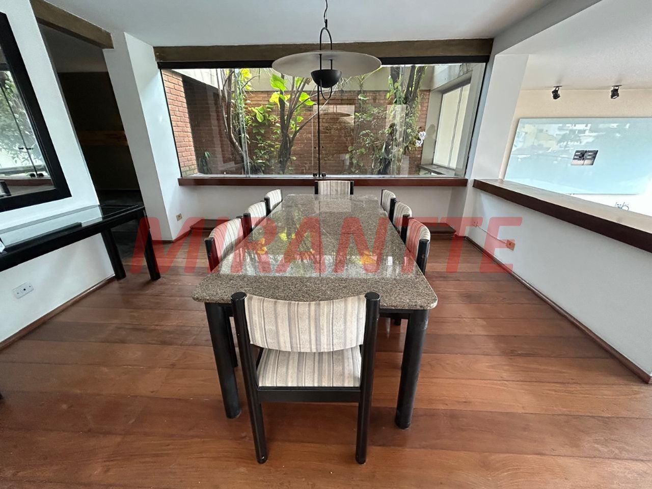 Casa terrea de 318m² com 5 quartos em Jardim França