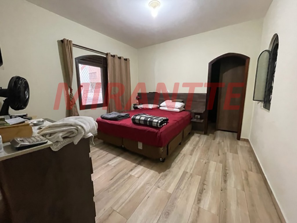 Sobrado de 355m² com 3 quartos em Jardim São Paulo