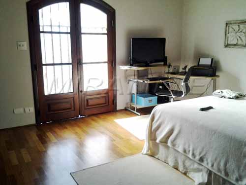 Sobrado de 685m² com 3 quartos em Jardim França