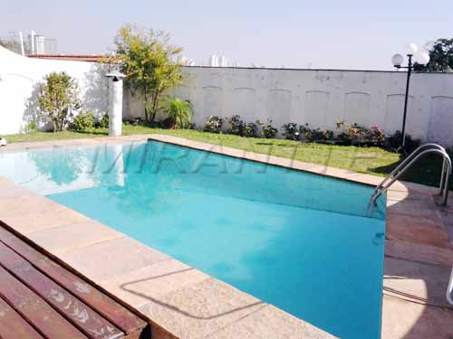 Sobrado de 685m² com 3 quartos em Jardim França
