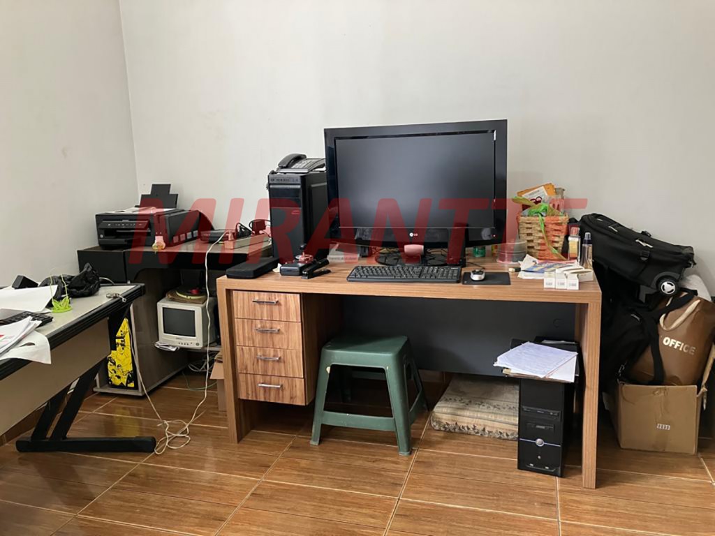 Sobrado de 100m² com 2 quartos em Pedra Branca