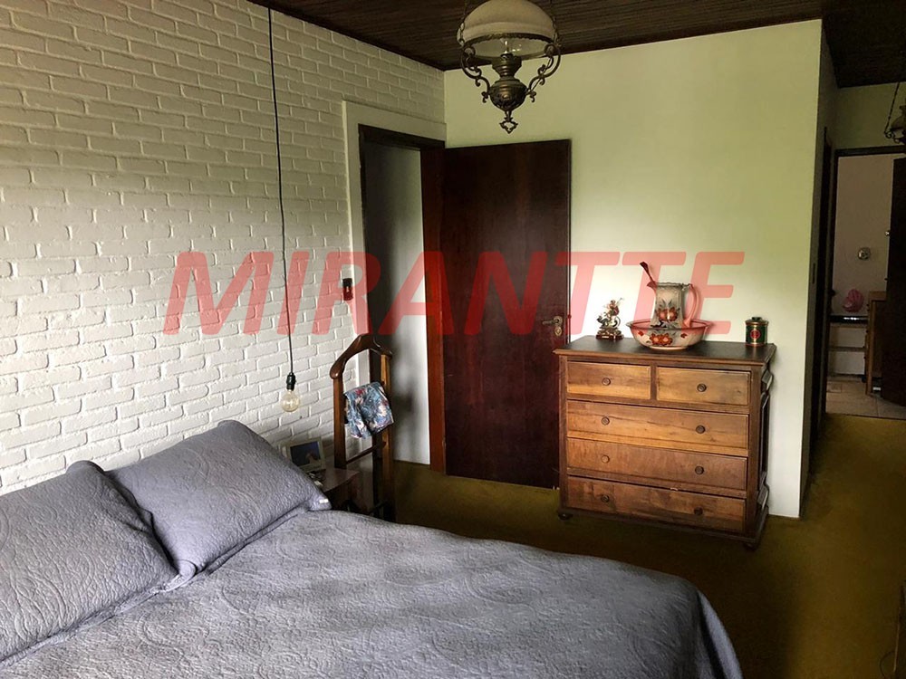 Sobrado de 507m² com 5 quartos em Serra Da Cantareira