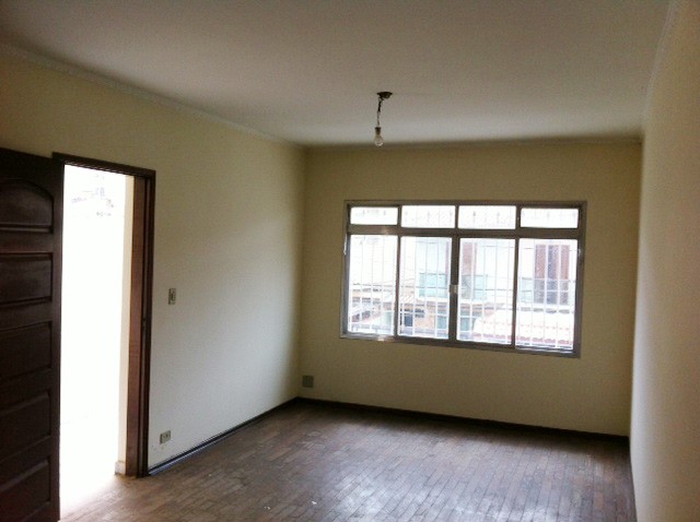 Sobrado de 138m² com 3 quartos em Vila Mazzei
