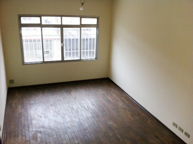 Sobrado de 138m² com 3 quartos em Vila Mazzei