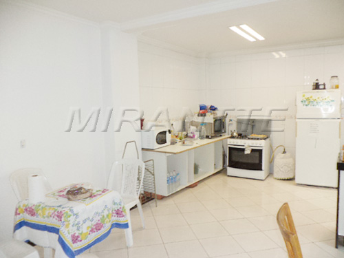 Sobrado com 23 quartos em Pompéia