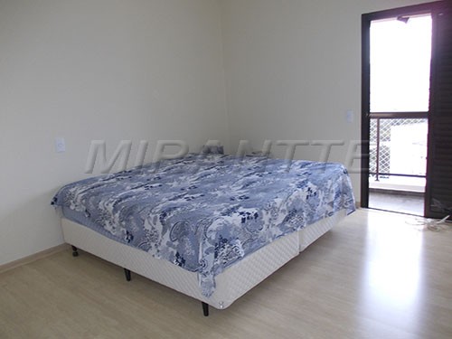 Apartamento de 140m² com 4 quartos em Santana