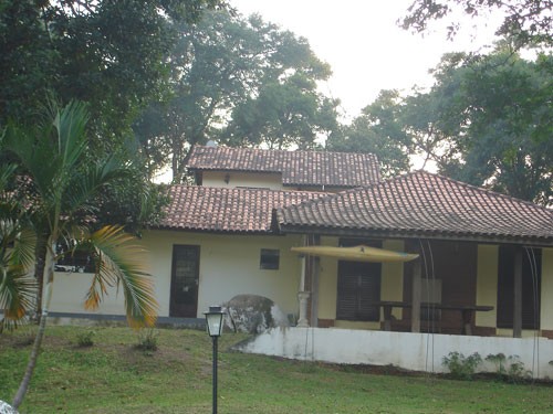 Sobrado de 550m² com 4 quartos em Serra da Cantareira