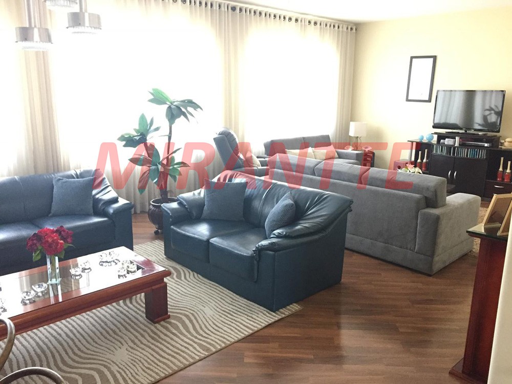 Casa terrea de 430m² com 3 quartos em Tremembe