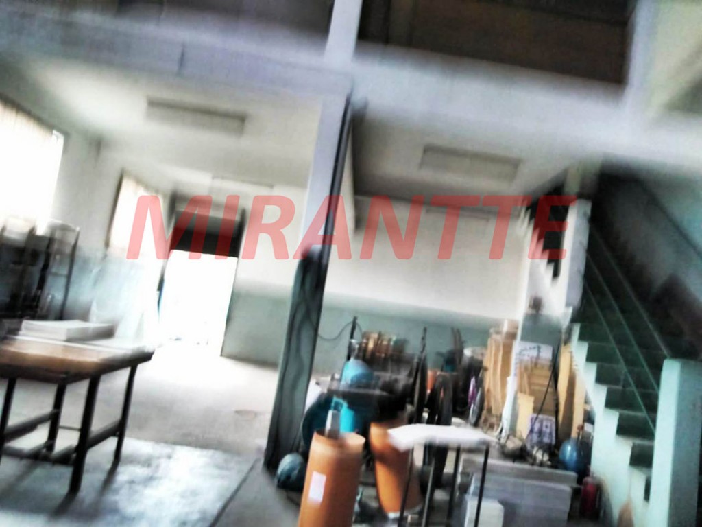 Galpao de 630m² em Jaçana