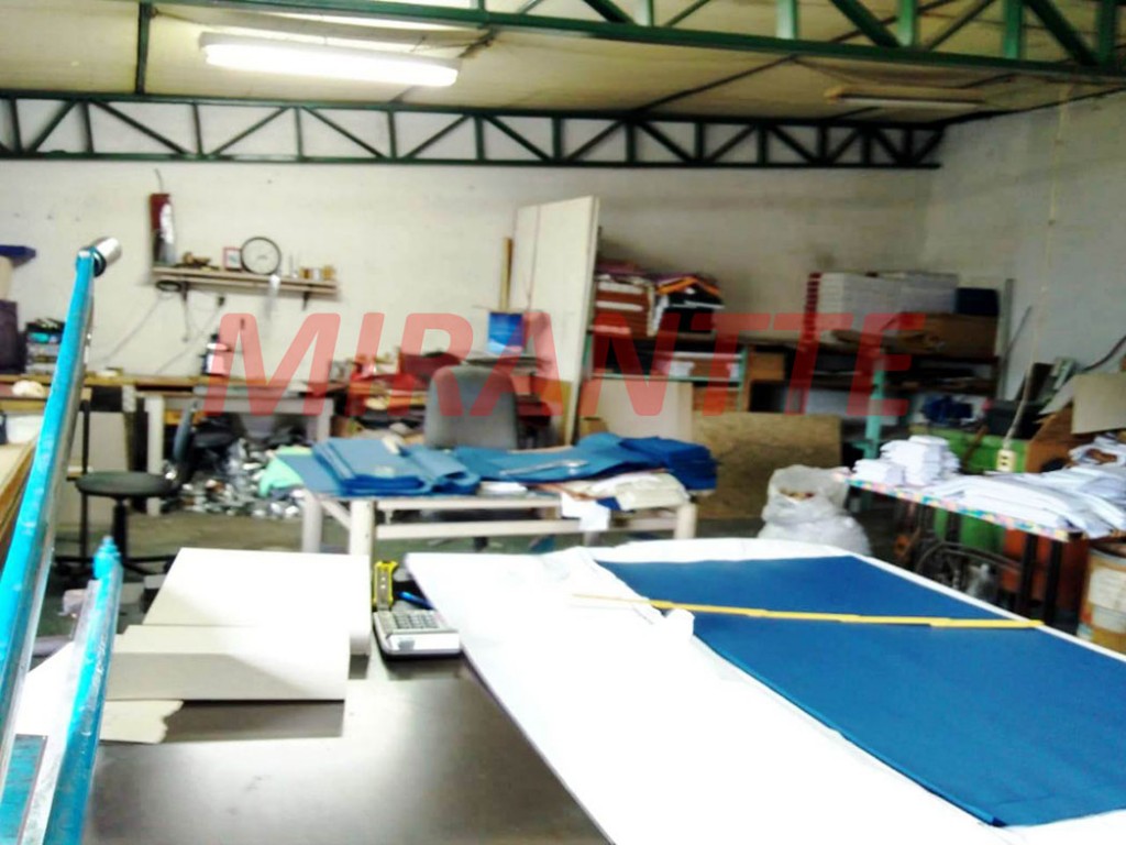 Galpao de 630m² em Jaçana