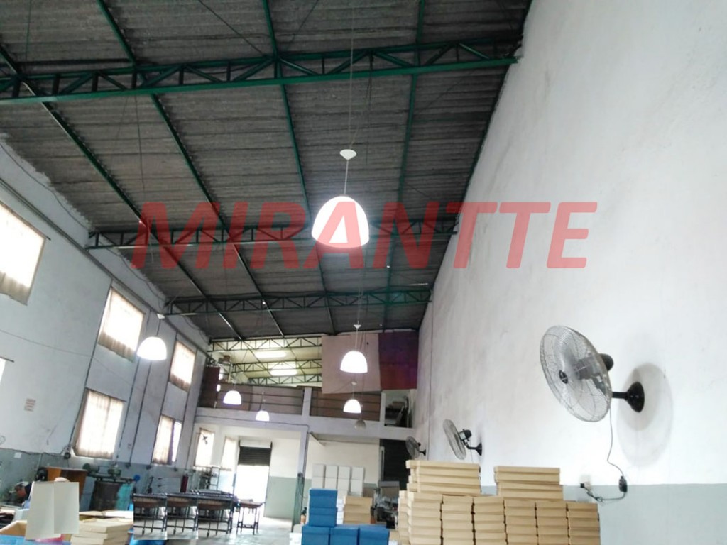 Galpao de 630m² em Jaçana