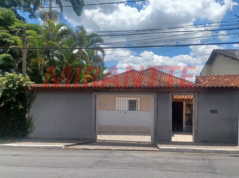 Casa terrea de 142m² com 2 quartos em Horto Florestal