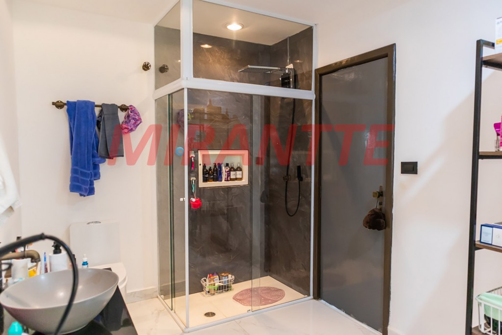 Cond. fechado de 780m² com 4 quartos em Jardim Ibiratiba