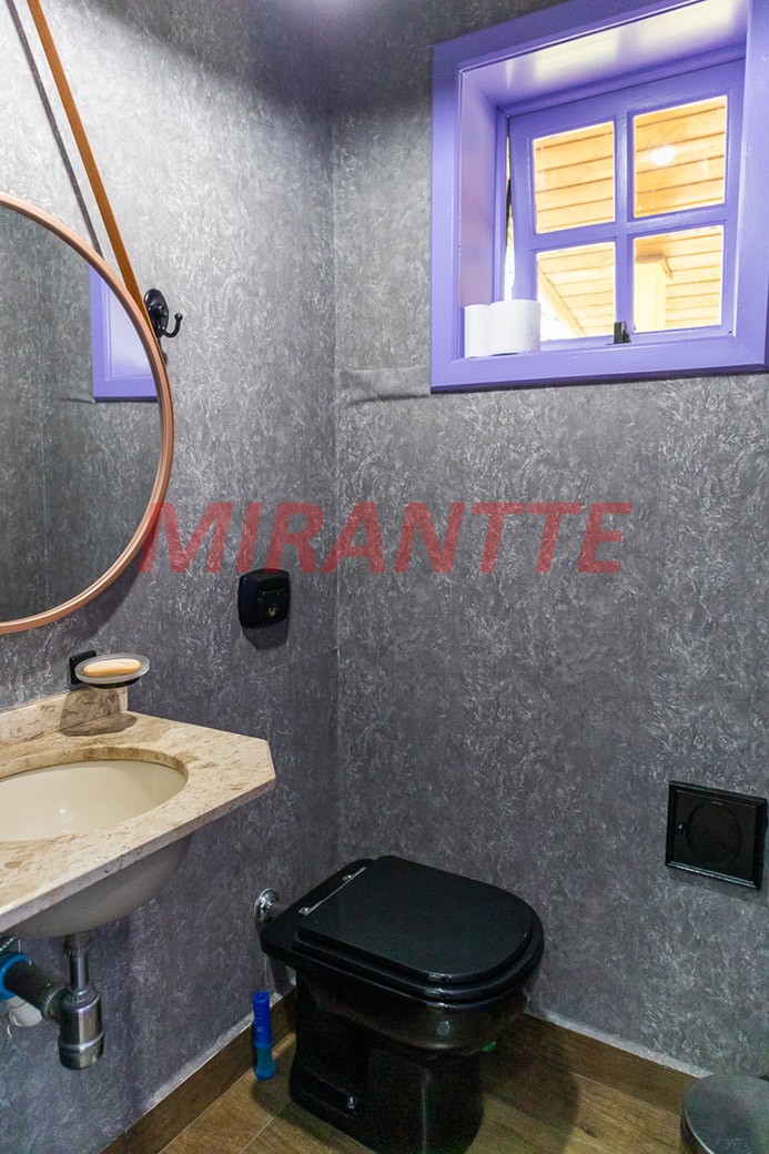 Cond. fechado de 780m² com 4 quartos em Jardim Ibiratiba