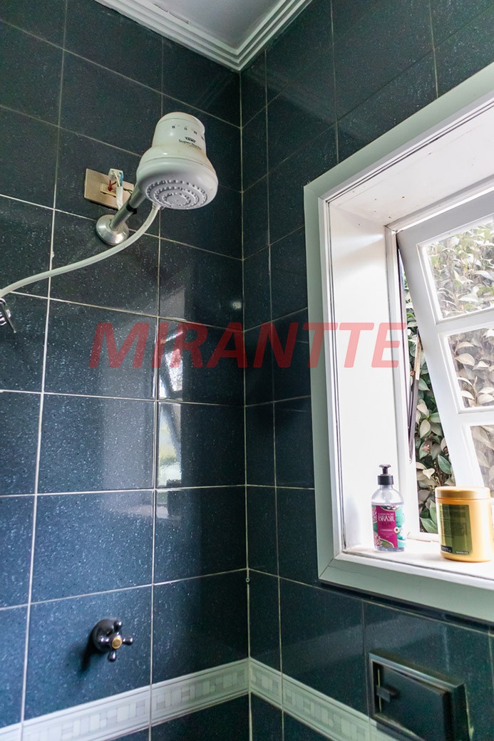 Cond. fechado de 780m² com 4 quartos em Jardim Ibiratiba